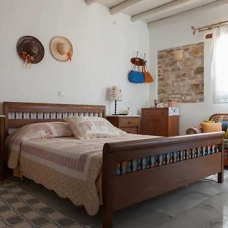 Apartment Ergina Summer Antiparos Town